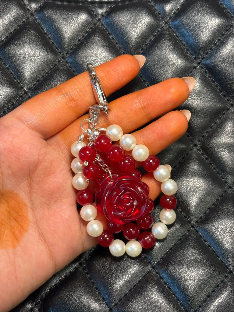 Lover’s Knot Pearl Rose 1.webp
