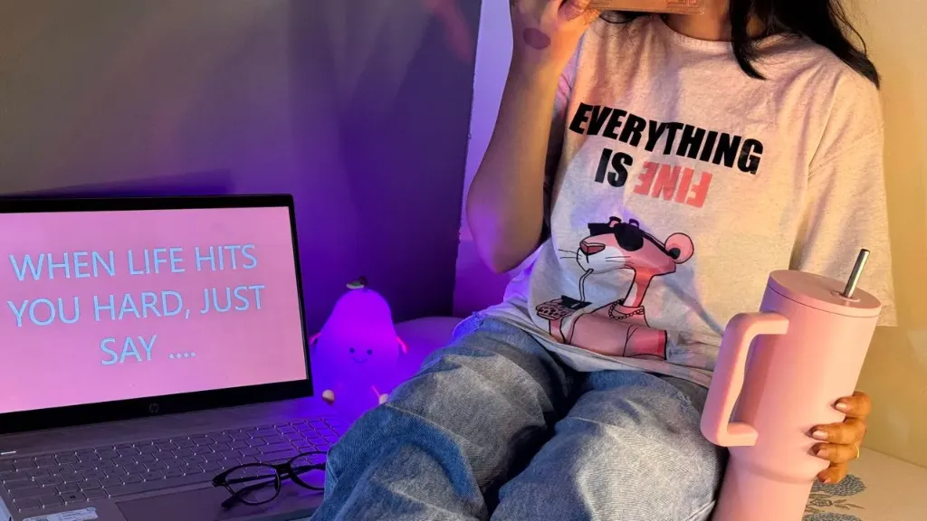 "FINE" Tee (S)