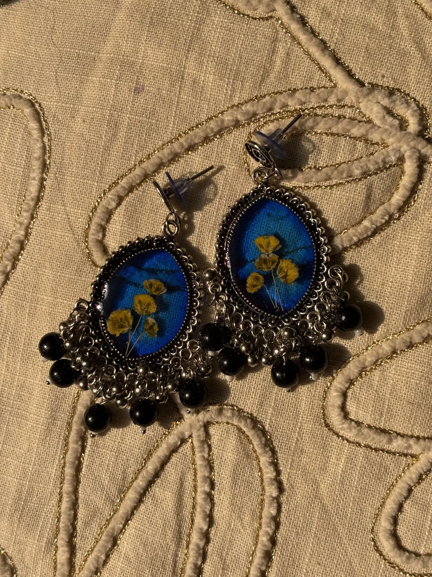 The Bee and Blossom